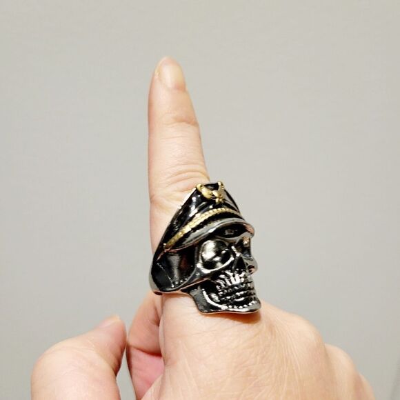 Brand New Silver Skull Captain Ring Adjustable Size - Picture 5 of 8